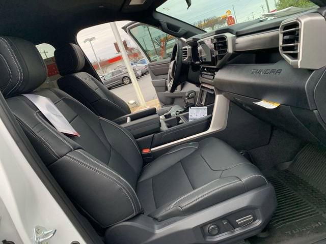 2026 Toyota Tundra SR5 CrewMax 5.5' Bed