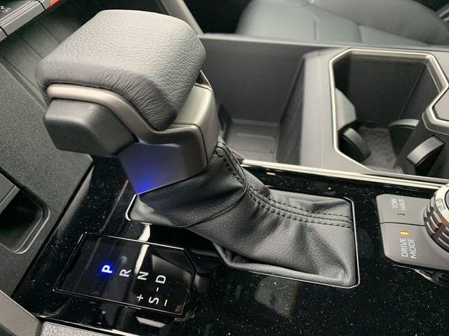 2026 Toyota Tundra SR5 CrewMax 5.5' Bed