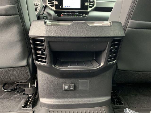 2026 Toyota Tundra SR5 CrewMax 5.5' Bed