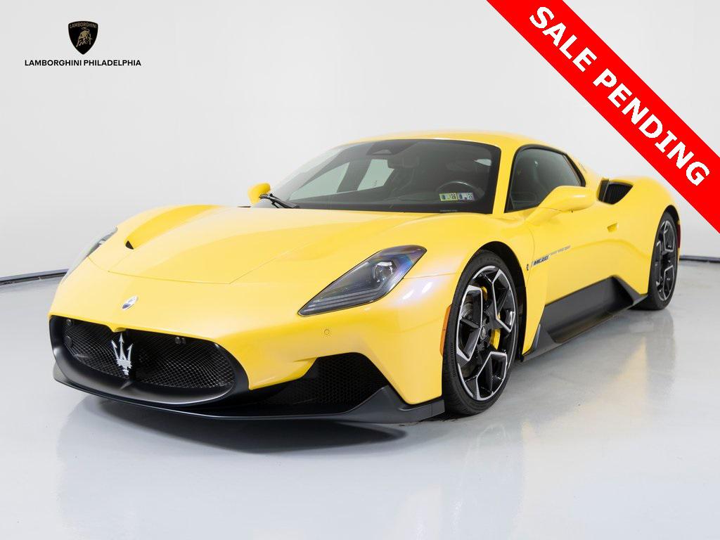 2023 Maserati MC20 Base's photo