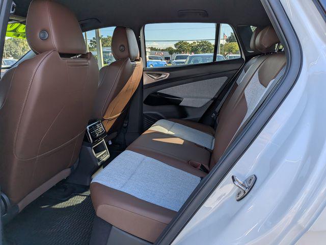 2025 Volkswagen ID.4 Pro
