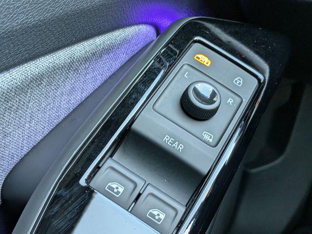 2025 Volkswagen ID.4 Pro