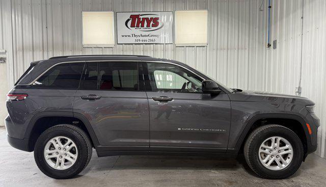 2023 Jeep Grand Cherokee Laredo 4x4
