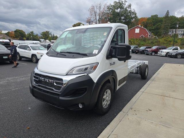 2025 RAM ProMaster 3500 Cutaway Low Roof
