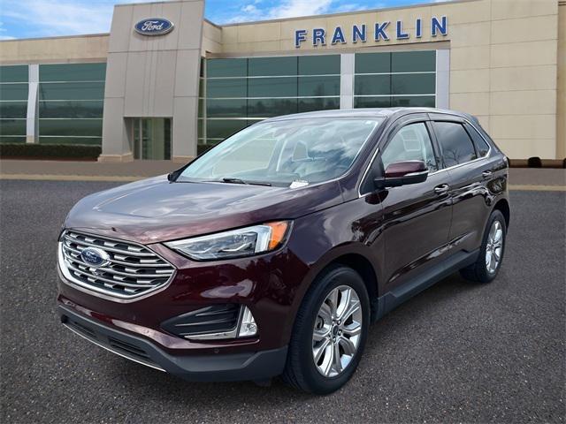 2022 Ford Edge Titanium
