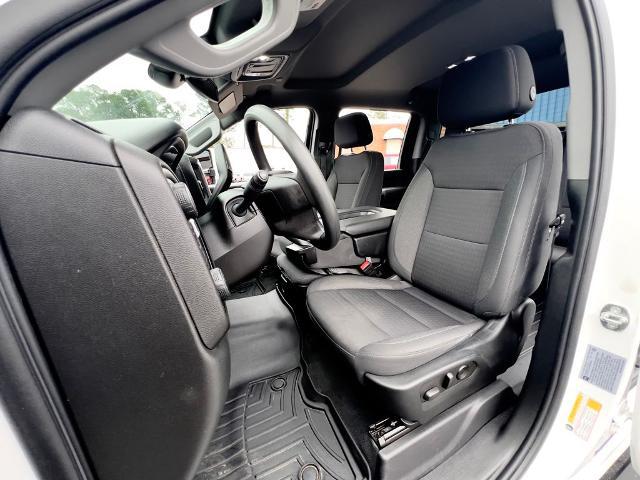 2024 Chevrolet Silverado 2500HD 4WD Crew Cab Standard Bed Custom