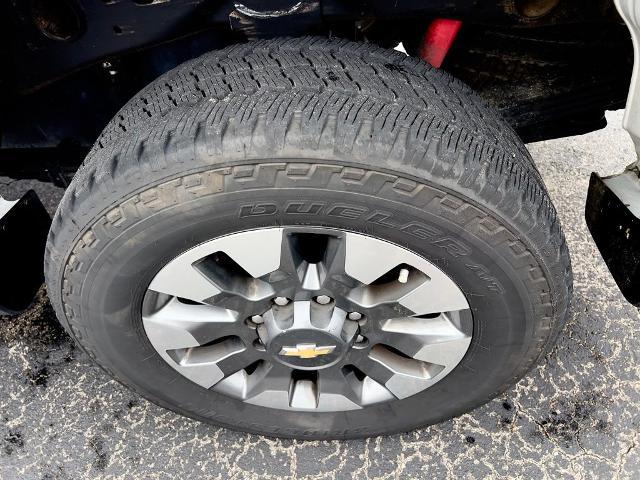 2024 Chevrolet Silverado 2500HD 4WD Crew Cab Standard Bed Custom