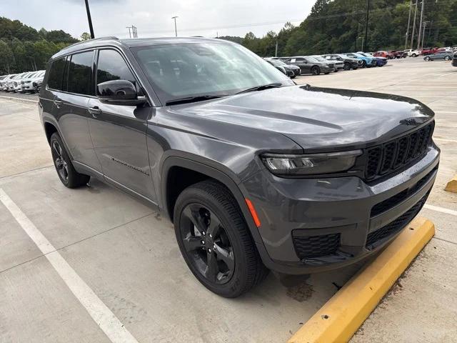 2025 Jeep Grand Cherokee L Altitude X 4x4