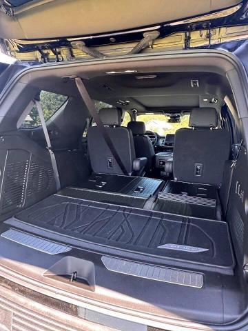 2023 Chevrolet Tahoe 4WD RST