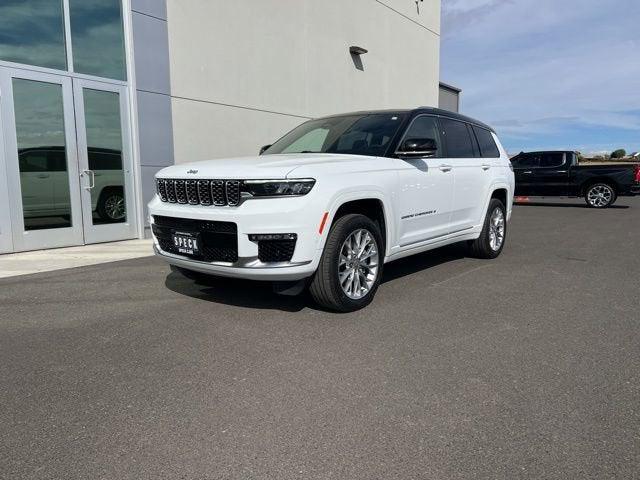 2023 Jeep Grand Cherokee L Summit 4x4 2023 Jeep Grand Cherokee L Summit 4x4