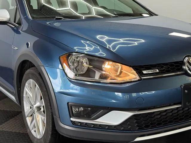 2017 Volkswagen Golf Alltrack TSI S