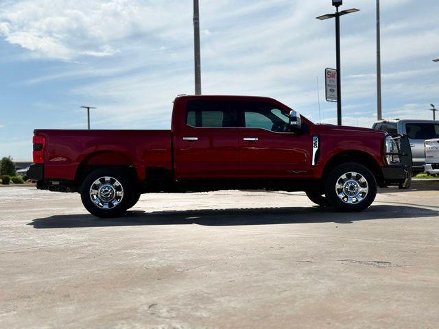 2023 Ford F-350 LARIAT