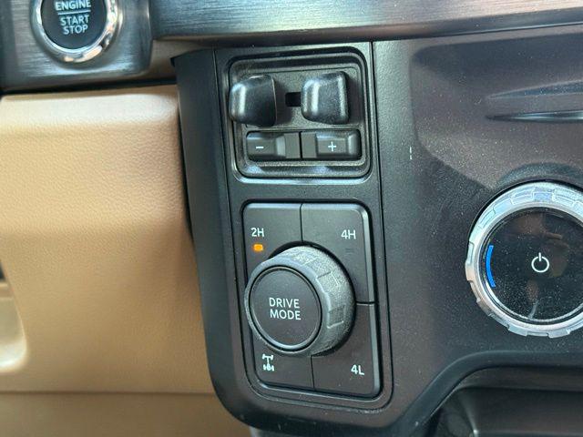 2023 Ford F-350 LARIAT