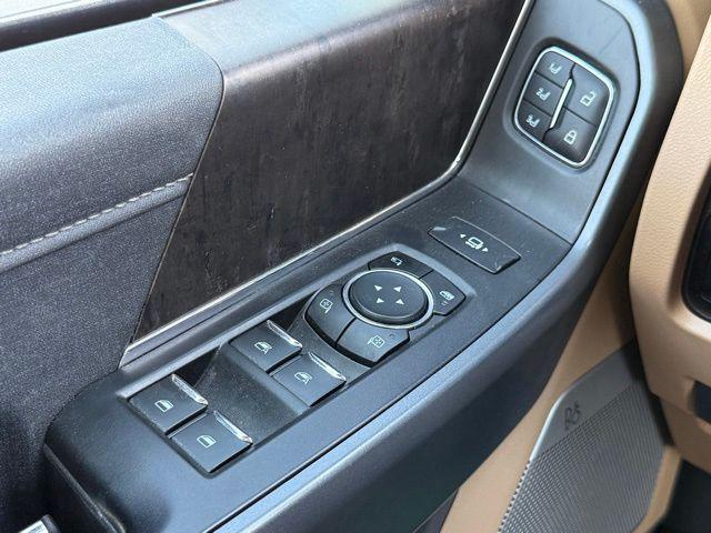 2023 Ford F-350 LARIAT