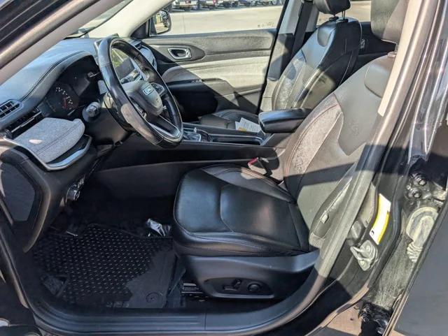 2022 Jeep Compass Latitude Lux 4x4 2022 Jeep Compass Latitude Lux 4x4