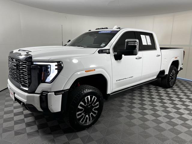 2024 GMC Sierra 2500HD 4WD Crew Cab Standard Bed Denali Ultimate