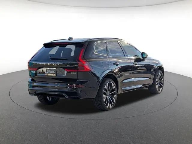 2026 Volvo XC60 B5 Ultra