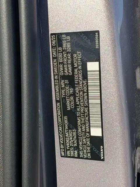 2026 Volvo XC90 Ultra Dark Theme, B6 AWD Gas (mild hybrid), Gasoline, 6 Seats
