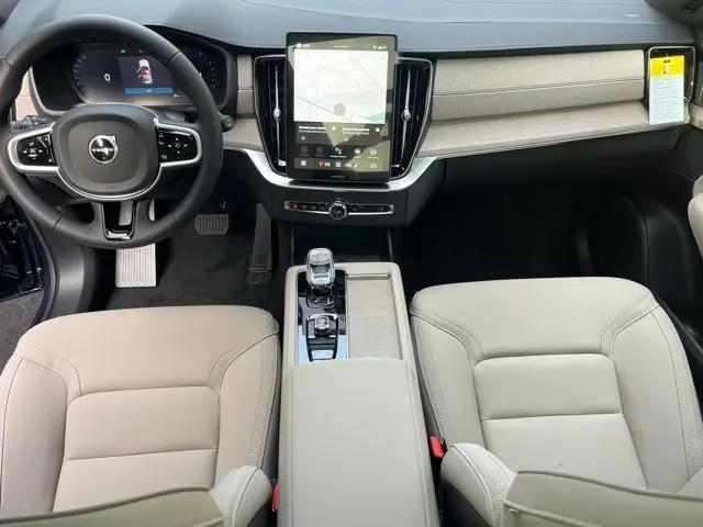 2026 Volvo XC90 Plus, B6 AWD Gas (mild hybrid), Gasoline, Bright, 7 Seats