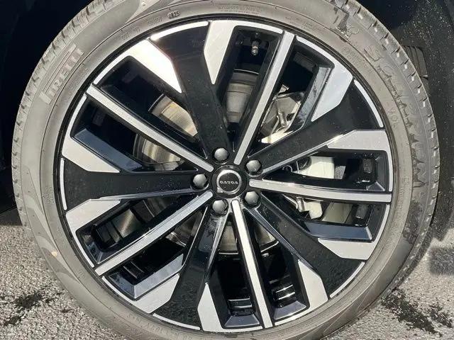 2026 Volvo XC90 Plus, B6 AWD Gas (mild hybrid), Gasoline, Bright, 7 Seats