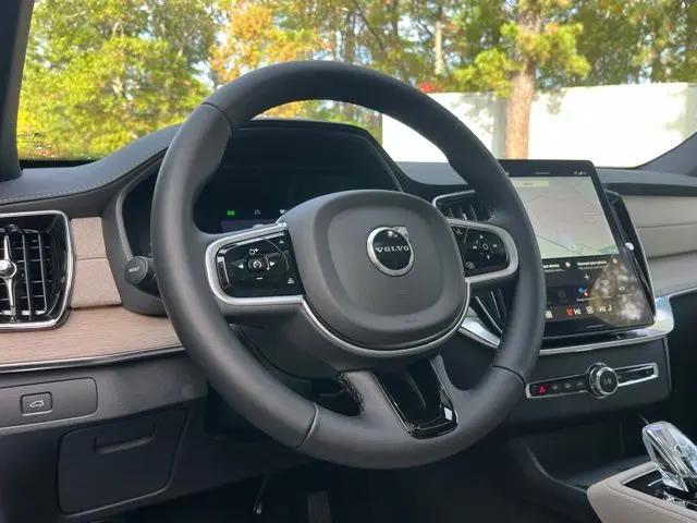 2026 Volvo XC90 Plus, B6 AWD Gas (mild hybrid), Gasoline, Bright, 7 Seats