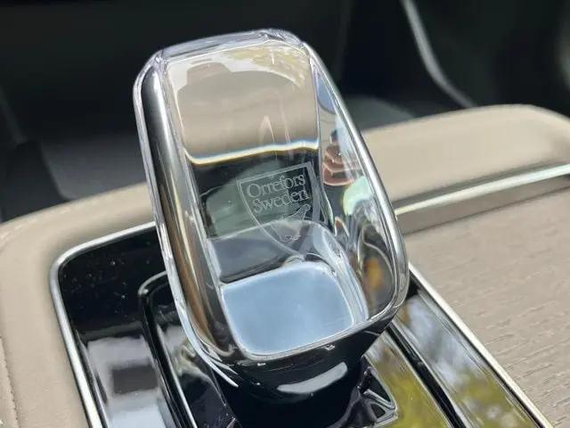 2026 Volvo XC90 Plus, B6 AWD Gas (mild hybrid), Gasoline, Bright, 7 Seats