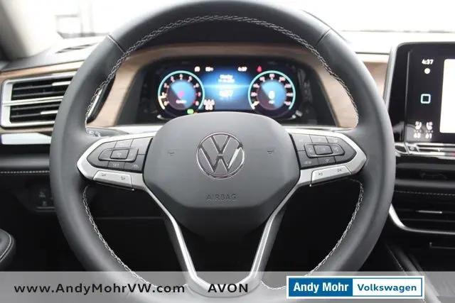 2026 Volkswagen Atlas SE with Technology