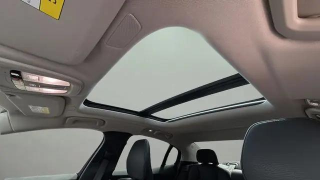 2024 Volvo S60 B5 Ultimate Dark Theme