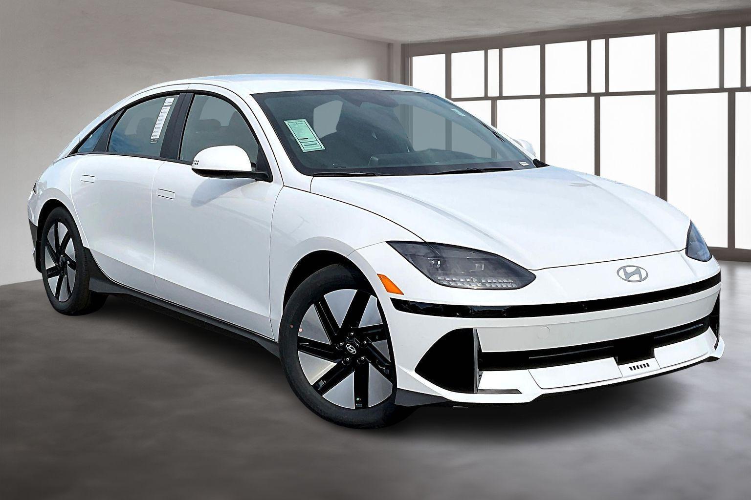 2025 Hyundai IONIQ 6 SE Standard Range