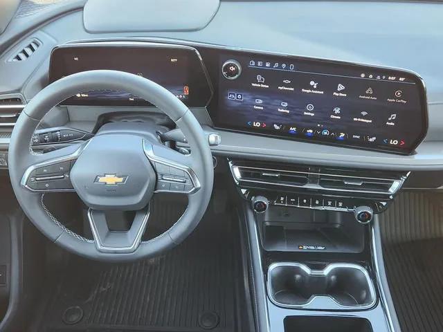 2026 Chevrolet Traverse FWD LT
