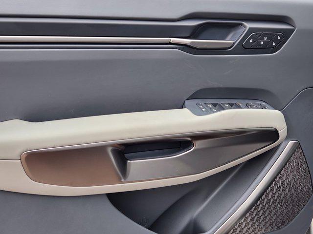 2026 Kia EV9 Wind