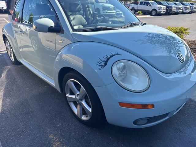 2010 Volkswagen New Beetle 2.5L Final Edition