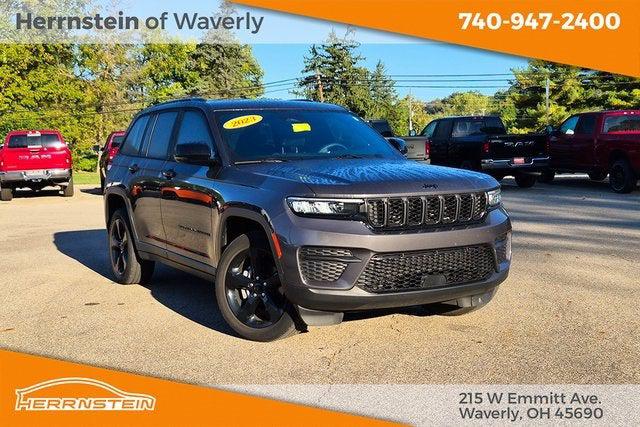 2023 Jeep Grand Cherokee Altitude 4x4 2023 Jeep Grand Cherokee Altitude 4x4