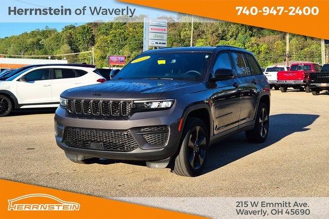 2023 Jeep Grand Cherokee Altitude 4x4 2023 Jeep Grand Cherokee Altitude 4x4