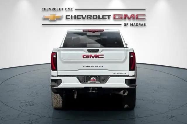 2026 GMC Sierra 2500HD Crew Cab, Standard Bed, Denali, 4WD