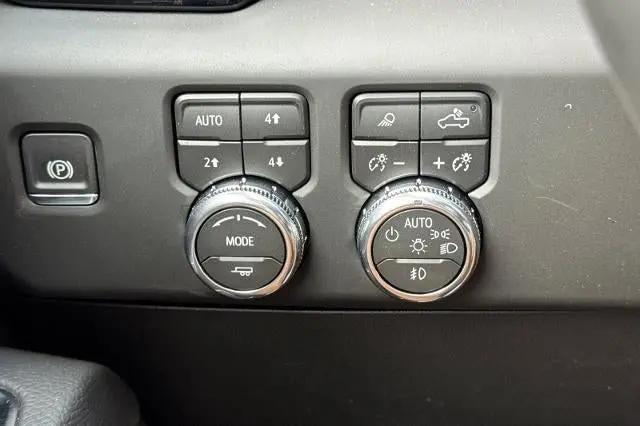 2026 GMC Sierra 2500HD Crew Cab, Standard Bed, Denali, 4WD