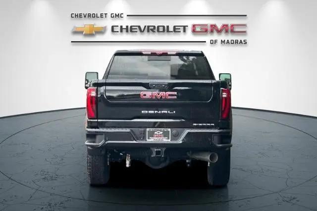 2026 GMC Sierra 2500HD Crew Cab, Standard Bed, Denali, 4WD