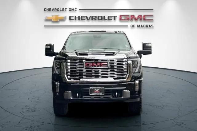 2026 GMC Sierra 2500HD Crew Cab, Standard Bed, Denali, 4WD