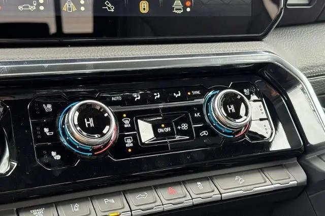 2026 GMC Sierra 2500HD Crew Cab, Standard Bed, Denali, 4WD