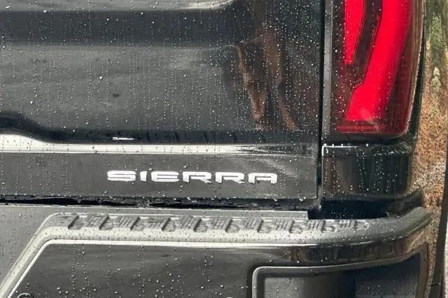 2026 GMC Sierra 2500HD Crew Cab, Standard Bed, Denali, 4WD