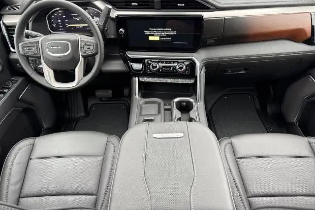 2026 GMC Sierra 2500HD Crew Cab, Standard Bed, Denali, 4WD