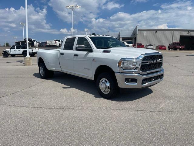 2021 RAM 3500 Tradesman Crew Cab 4x4 8 Box