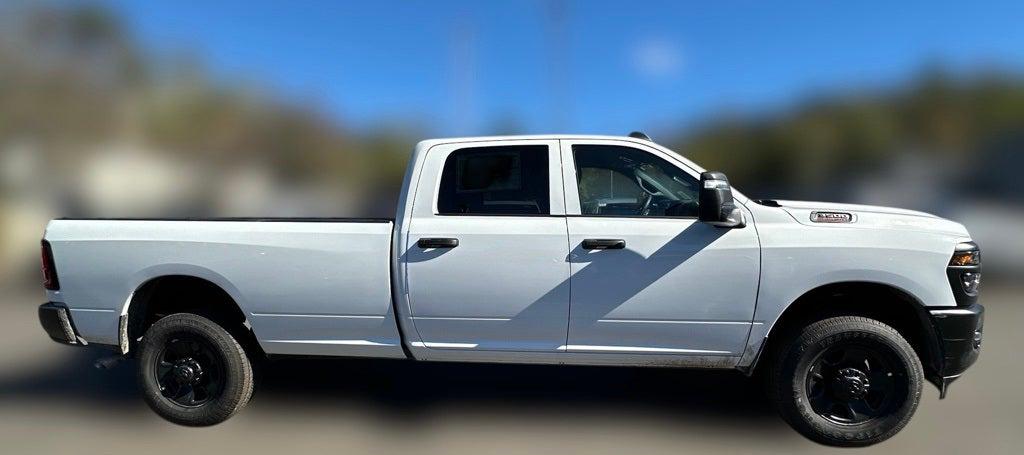 2026 RAM Ram 3500 RAM 3500 TRADESMAN CREW CAB 4X4 8 BOX