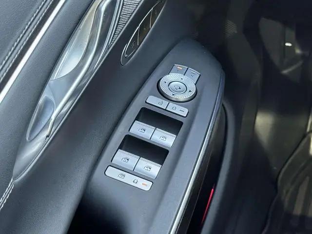 2023 Genesis GV70 2.5T AWD