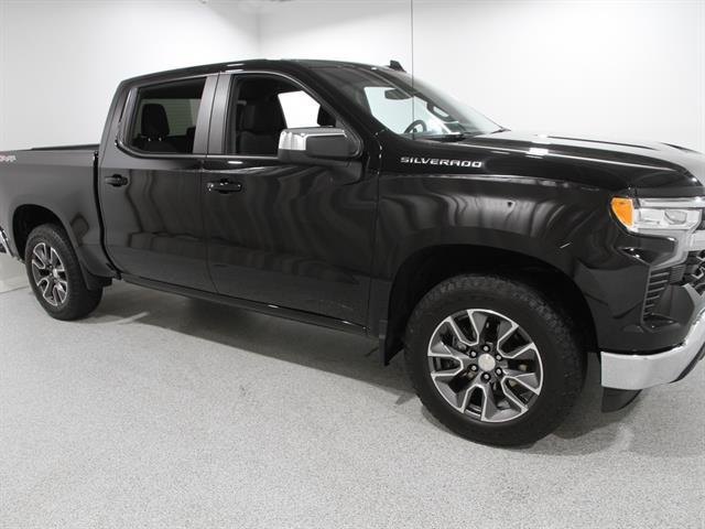 2023 Chevrolet Silverado 1500 4WD Crew Cab Short Bed LT with 2FL