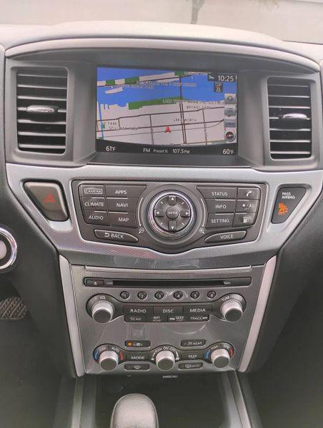 2020 Nissan Pathfinder SL 2WD