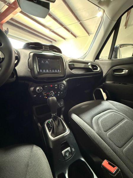 2021 Jeep Renegade Latitude FWD