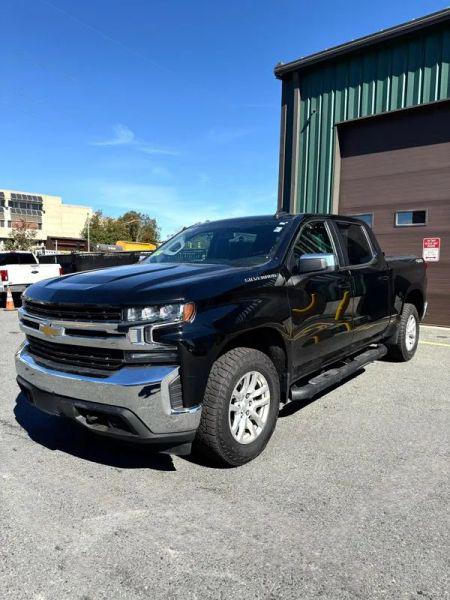 2021 Chevrolet Silverado 1500 4WD Crew Cab Short Bed LT for sale in Malden, MA
