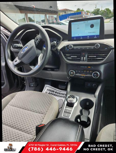 2021 Ford Escape SE Hybrid