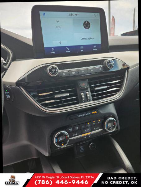 2021 Ford Escape SE Hybrid